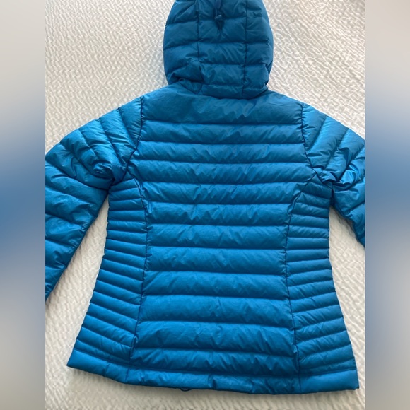 Patagonia Down Hoodie Blue | Women’s Small | Lightweight Packable - Picture 2 of 7